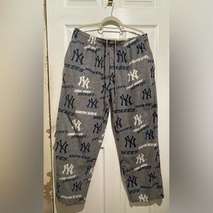 Concepts Sport Men’s New York Yankees Gray Flannel Pajama Bottoms. Size XL. $9